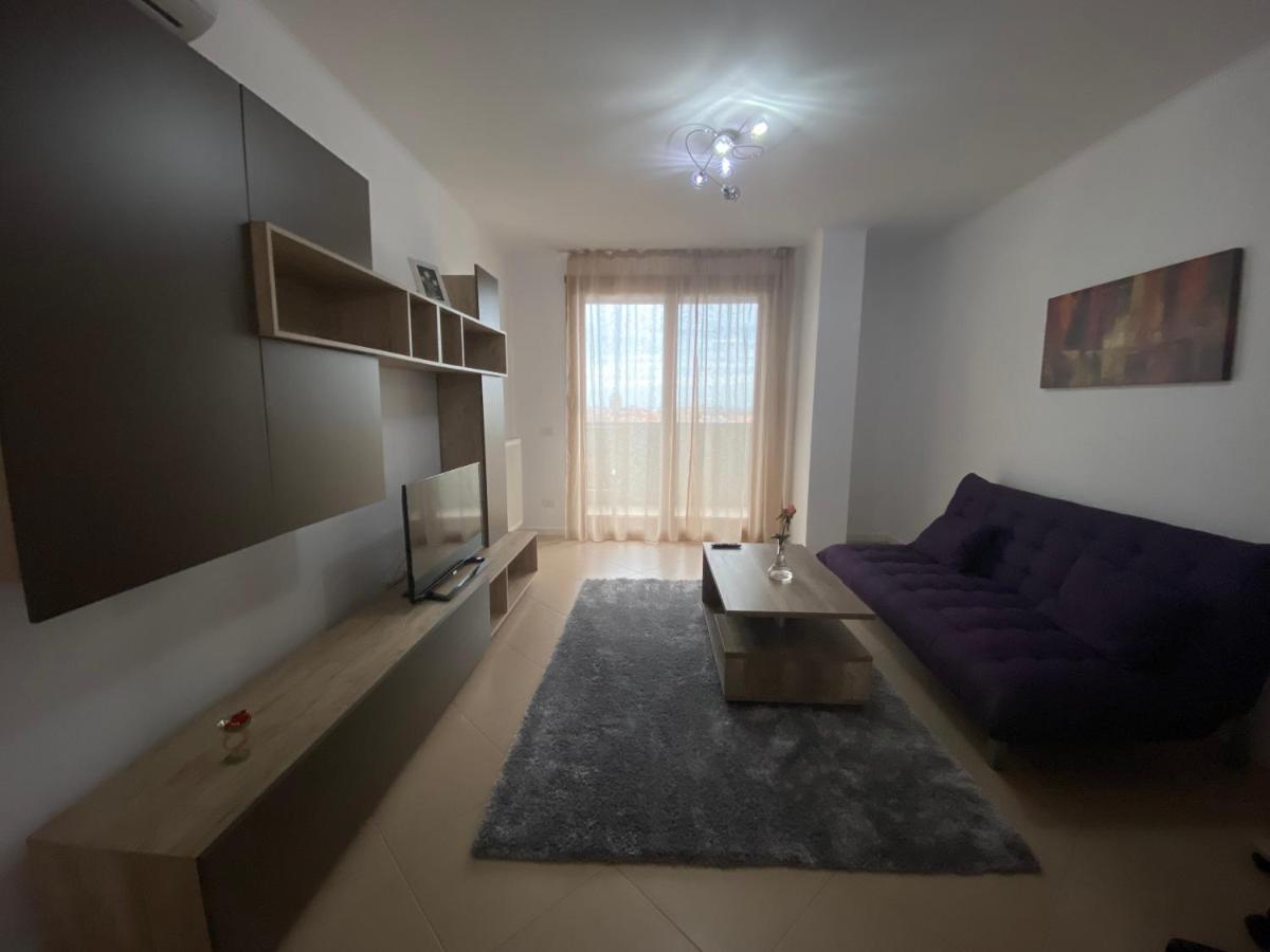 Central Apartment Temesvár Kültér fotó